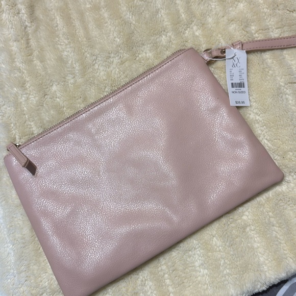 New York & Company wristlet - Picture 4 of 8